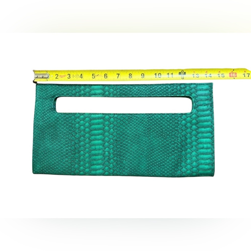 Vintage Giannini Green Faux Leather and Snake Skin Clutch - Picture 4 of 6